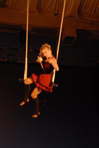 Ivresse et euphorie, numro de cirque de Violaine Bishop, 2008